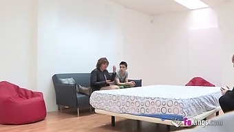Зрелая Жена Получает Месть, Трахая Жорди Эль Нино Поллу.