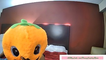 Mr.Pumpkin And The Princess In The Honey Cosplay Room -- Episode 1