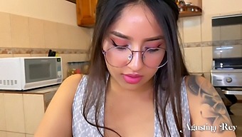 I Unexpectedly Had Sex With My Stepsister When We Were Left Alone At My House